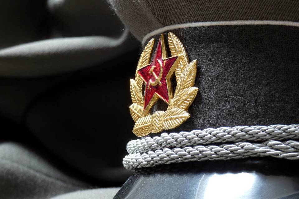 Почему не повышают пенсию МВД